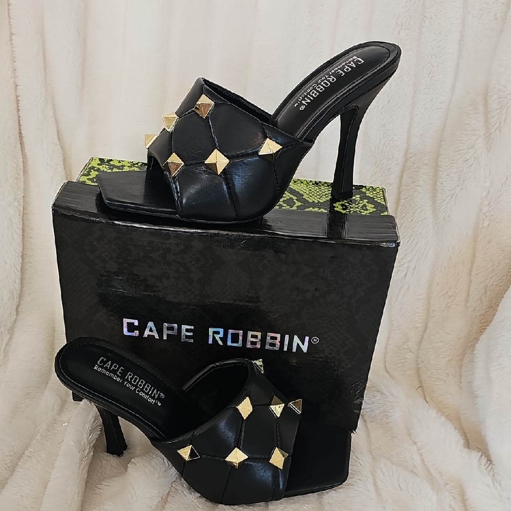 Cape Robbin Black Heels with Gold Accents